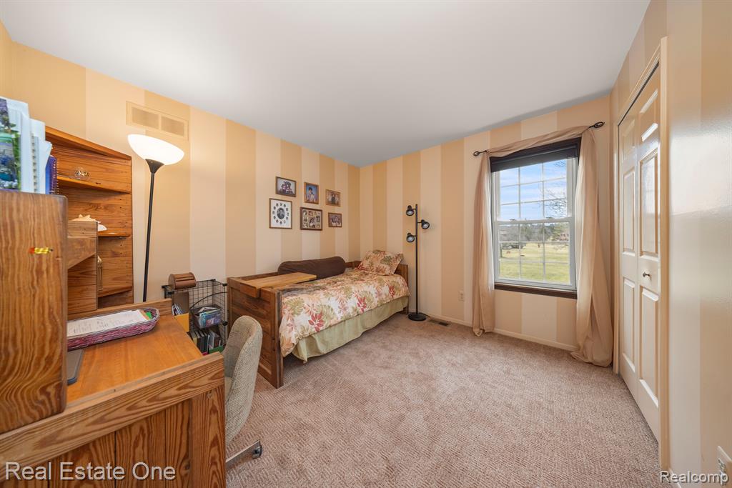 45831 SHEFFIELD Drive, Novi, MI — Photo 31