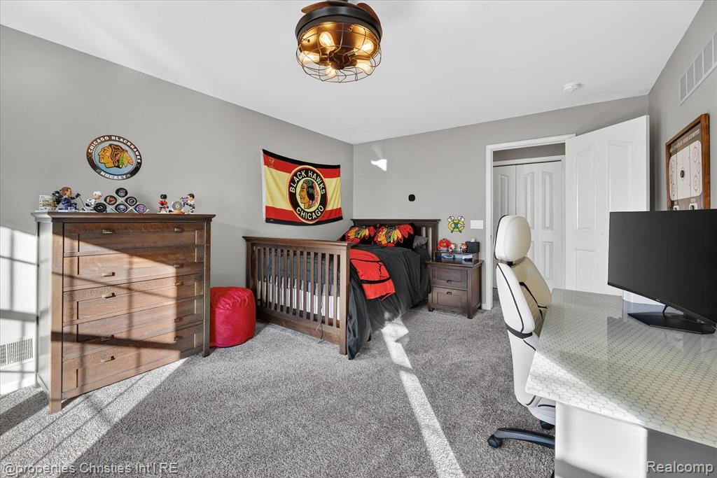 16224 Oak Forest Court W, Northville, MI 48168 — Photo 43