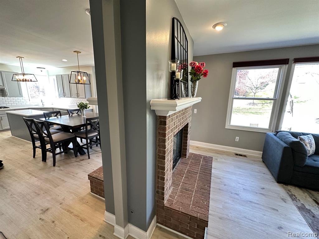 16983 COURVILLE Drive, Northville, MI 48168 — Photo 30