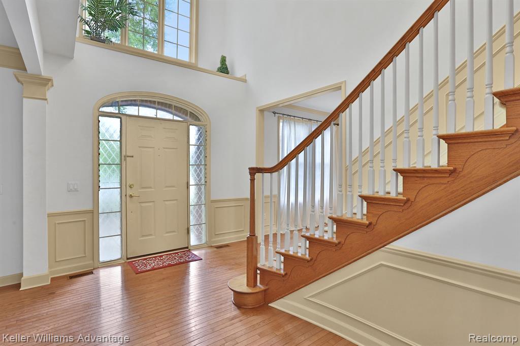 17549 WHITE PINE Ct., Northville, MI 48168 — Photo 8
