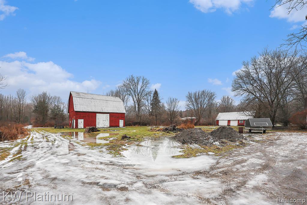 4202 Palms Road, Casco, MI 48064 — Photo 9