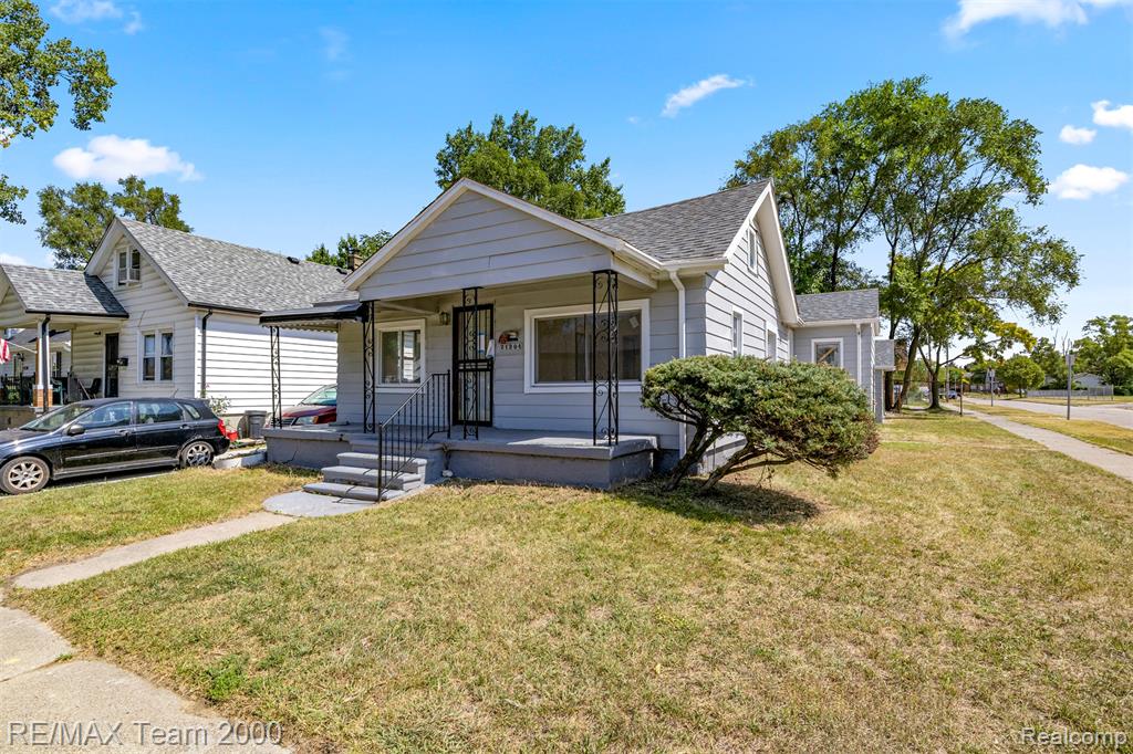 21304 Glen Lodge Road, Royal Oak, MI 48220 — Photo 2