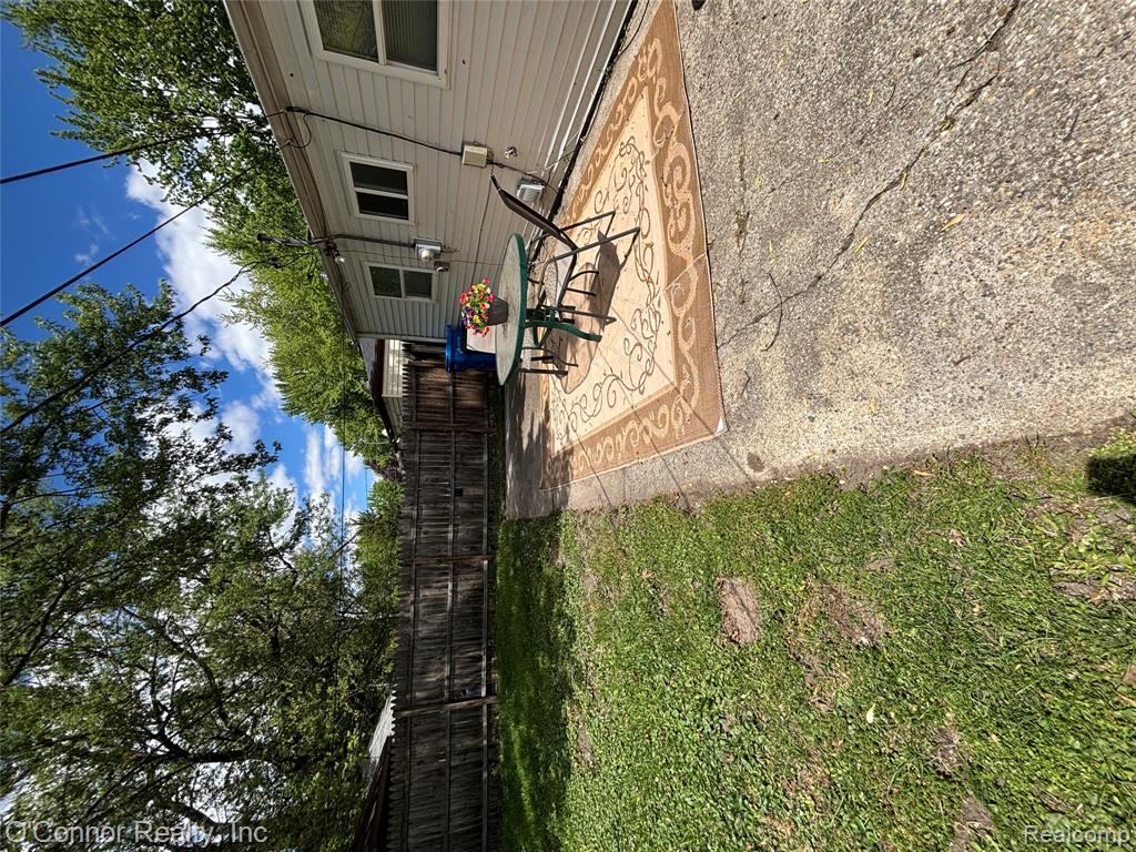 27637 Barrington Street, Madison Heights, MI 48071 — Photo 22