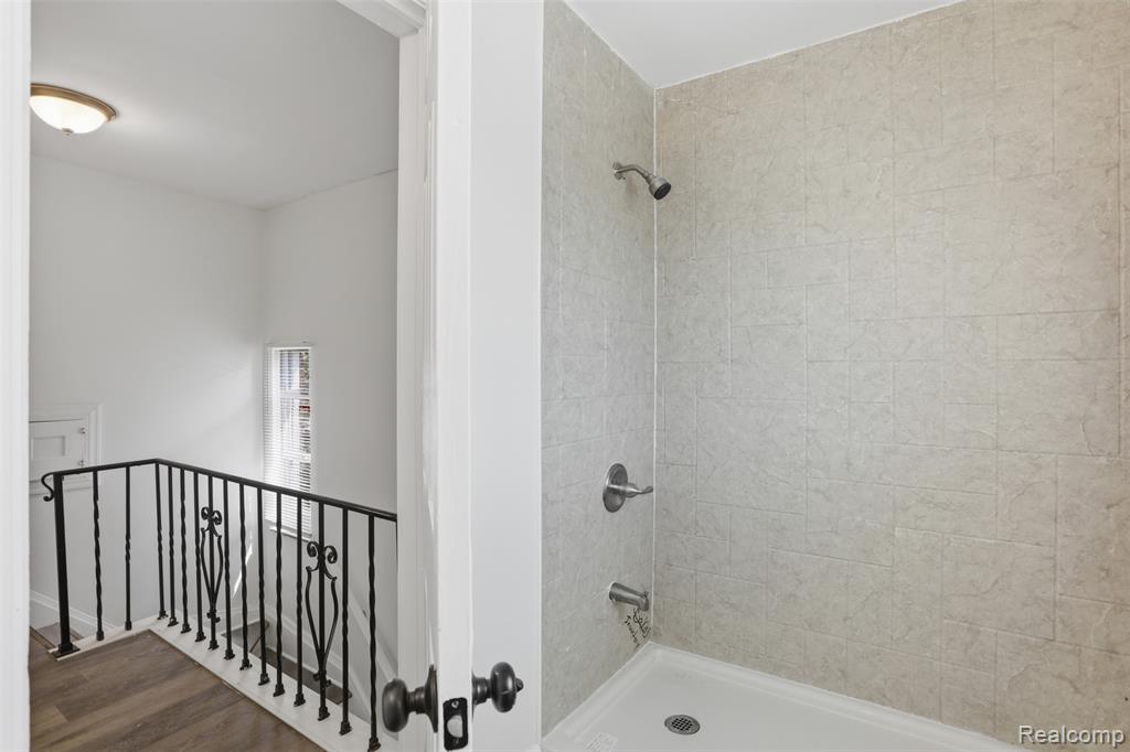 9236 Manistique Street, Detroit, MI 48224 — Photo 19