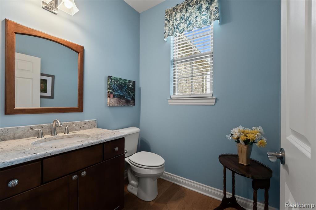 49121 Garrett Court, Macomb, MI 48042 — Photo 14
