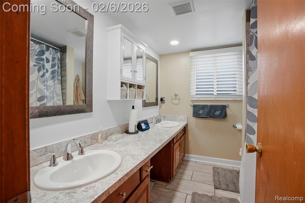 4715 Shell Court, Warren, MI 48091 — Photo 15