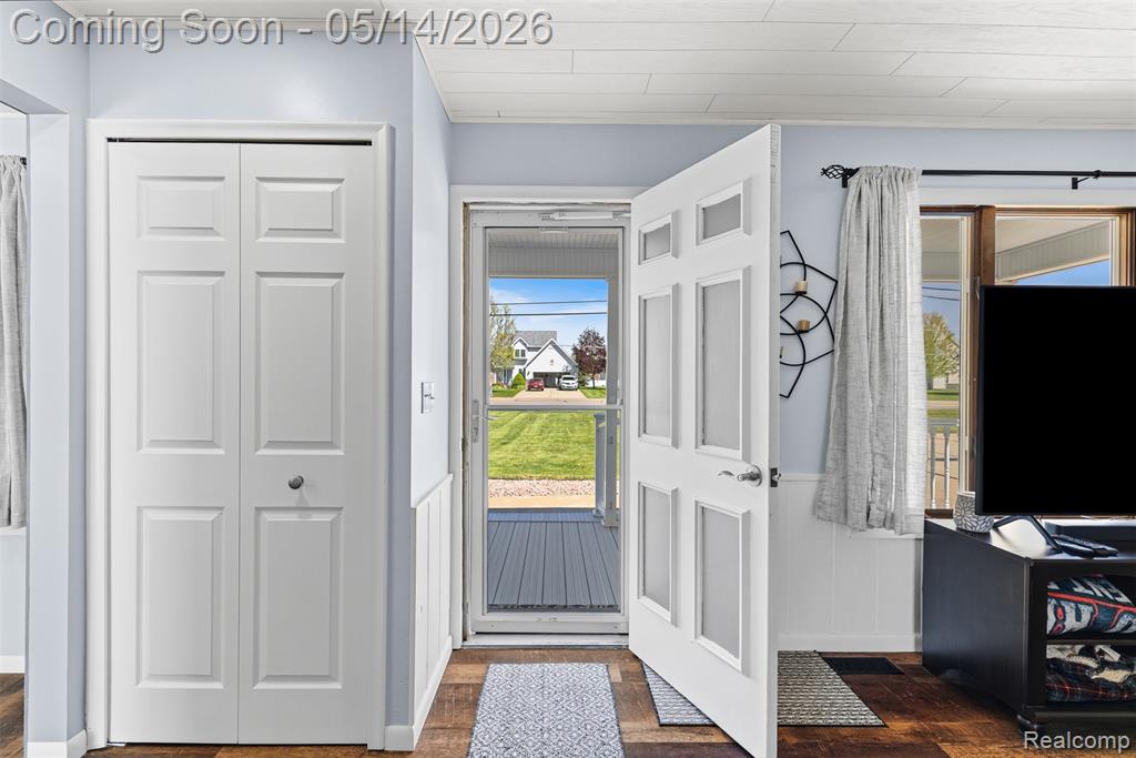 9338 E Lippincott Boulevard, Davison, MI 48423 — Photo 6