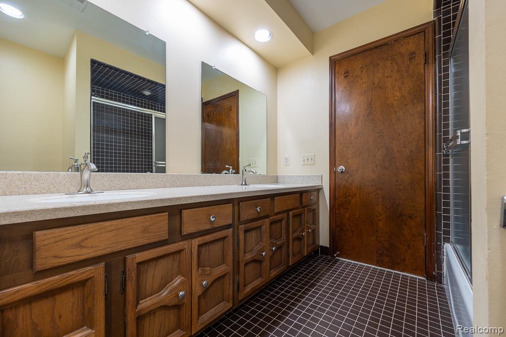 6275 Fairbrook Court, West Bloomfield, MI — Photo 63