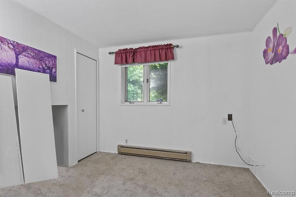 54655 PONTIAC Trail, Milford, MI 48381 — Photo 21