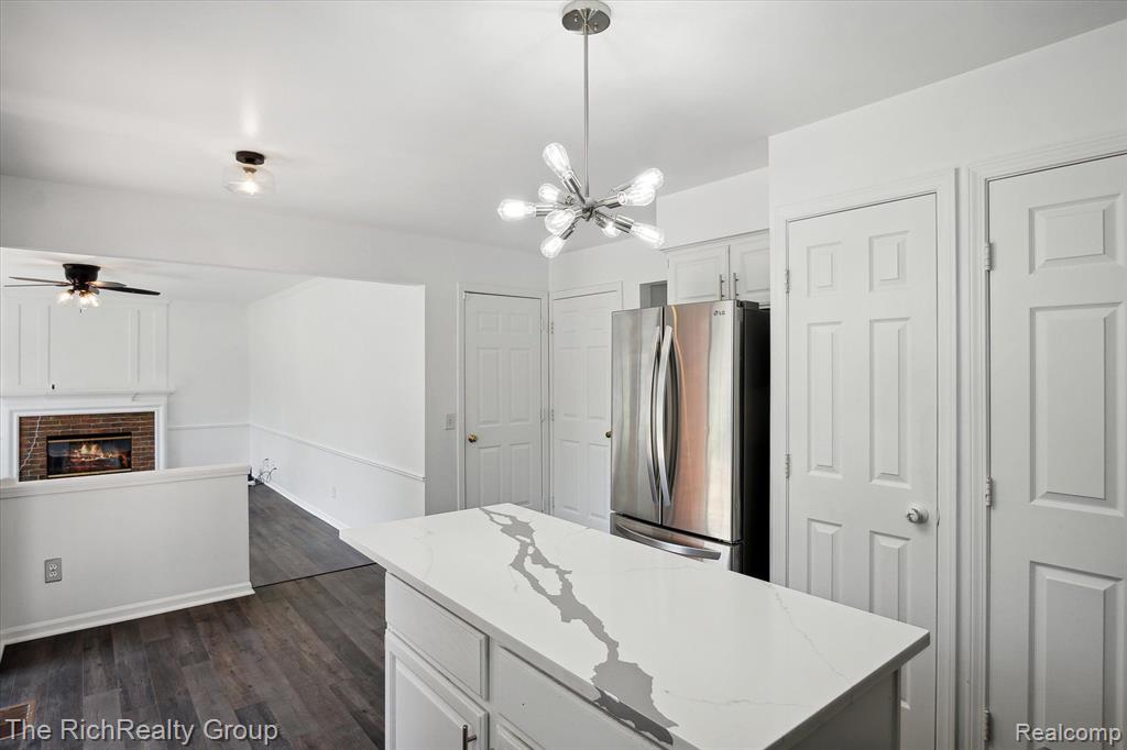46471 Doubletree Road, Canton, MI 48187 — Photo 18