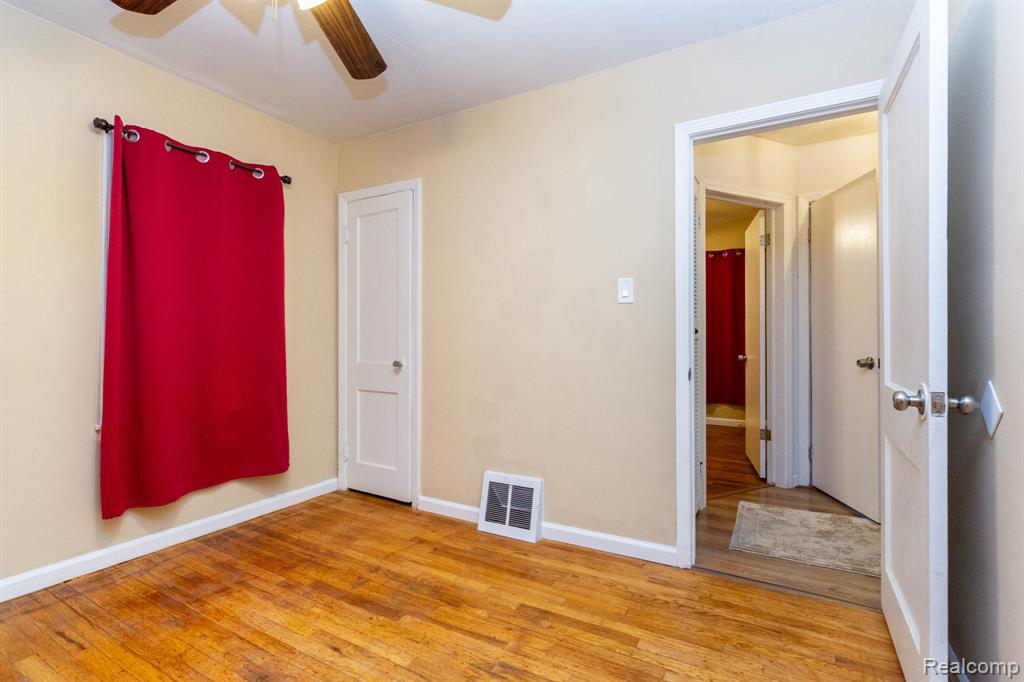 9572 Beaverland, Redford, MI 48239 — Photo 18