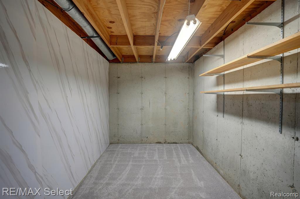 502 W BENJAMIN Street, Linwood, MI 48634 — Photo 18