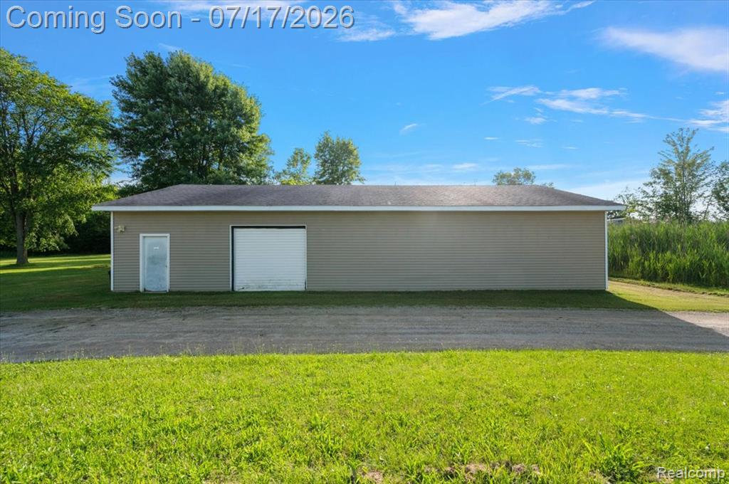 6925 Smiths Creek Road, MI — Photo 39
