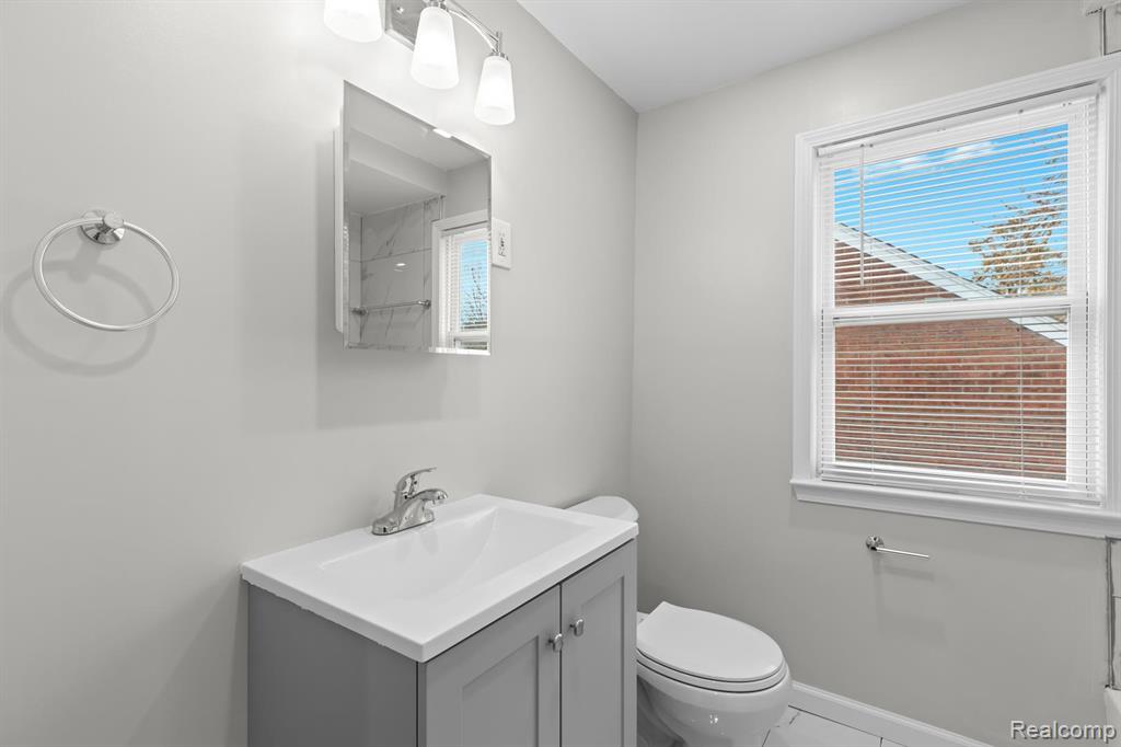 18935 Mansfield Street, Detroit, MI 48235 — Photo 22
