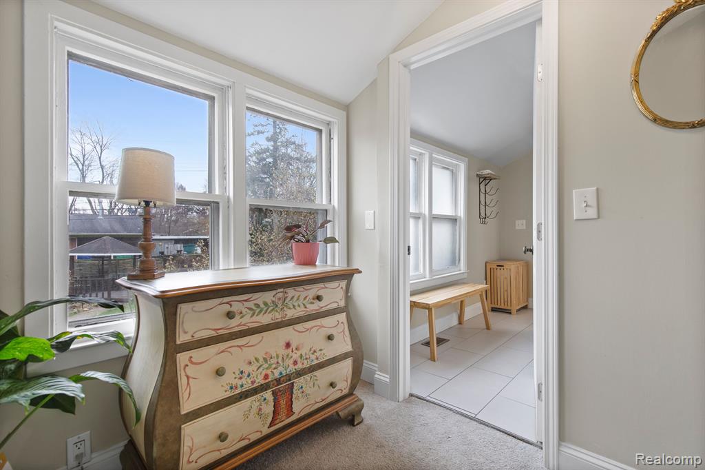 716 WOODLAWN Avenue, Royal Oak, MI 48073 — Photo 22