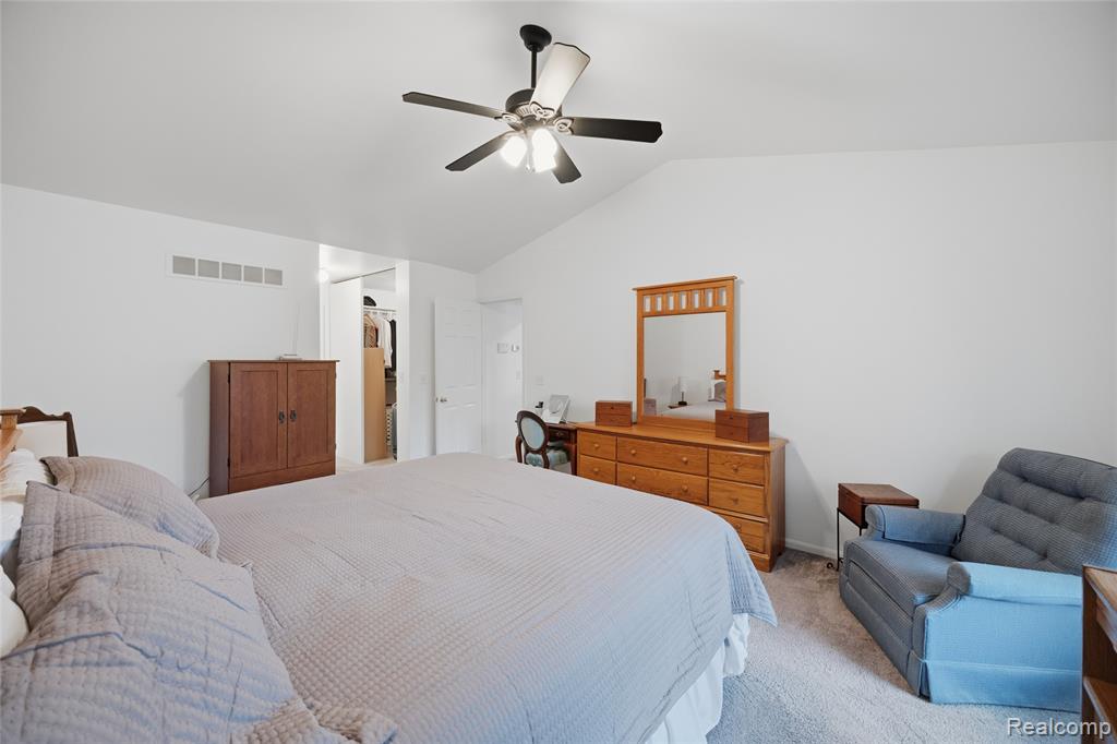 6670 Copper Creek Dr W, Washington, MI — Photo 25