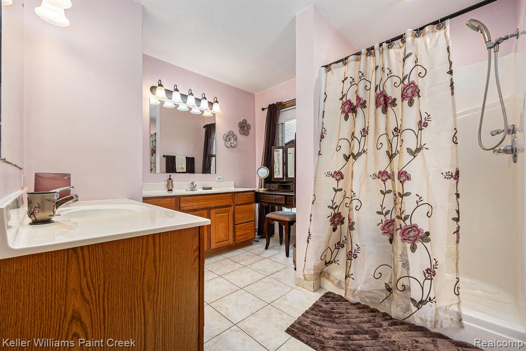 124 S Doran Road, Imlay City, MI 48444 — Photo 13