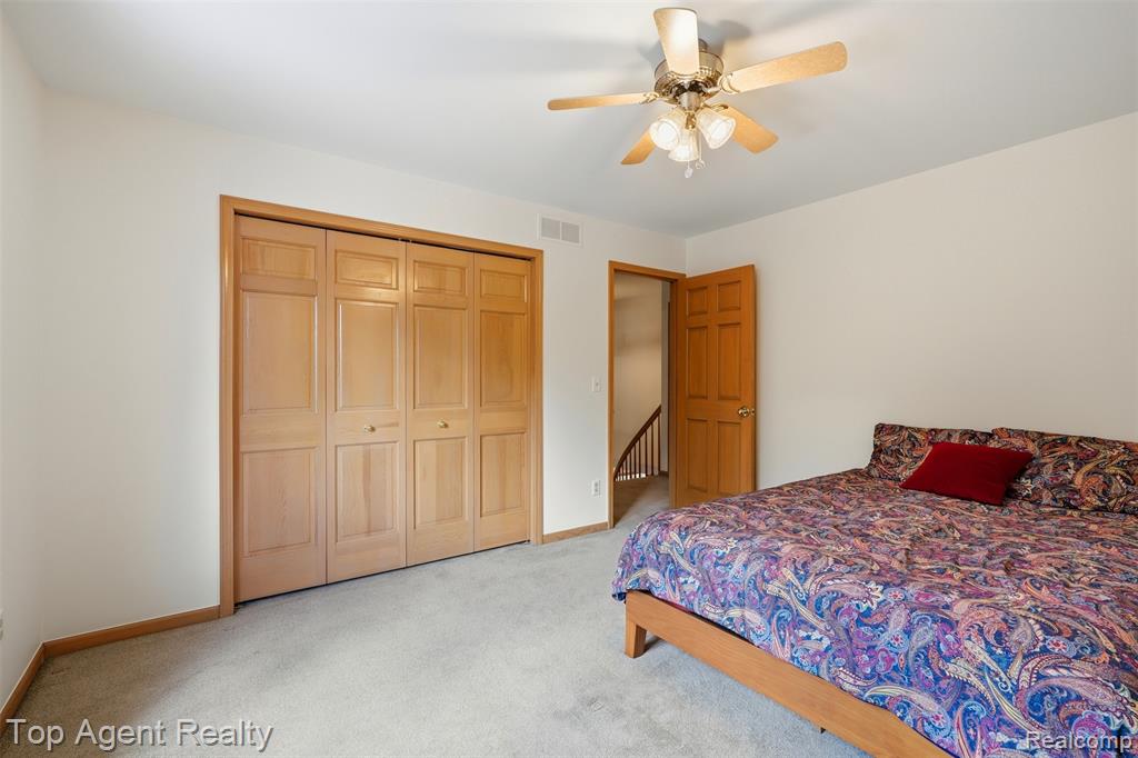 52825 Seven Oaks Drive, Utica, MI 48316 — Photo 27