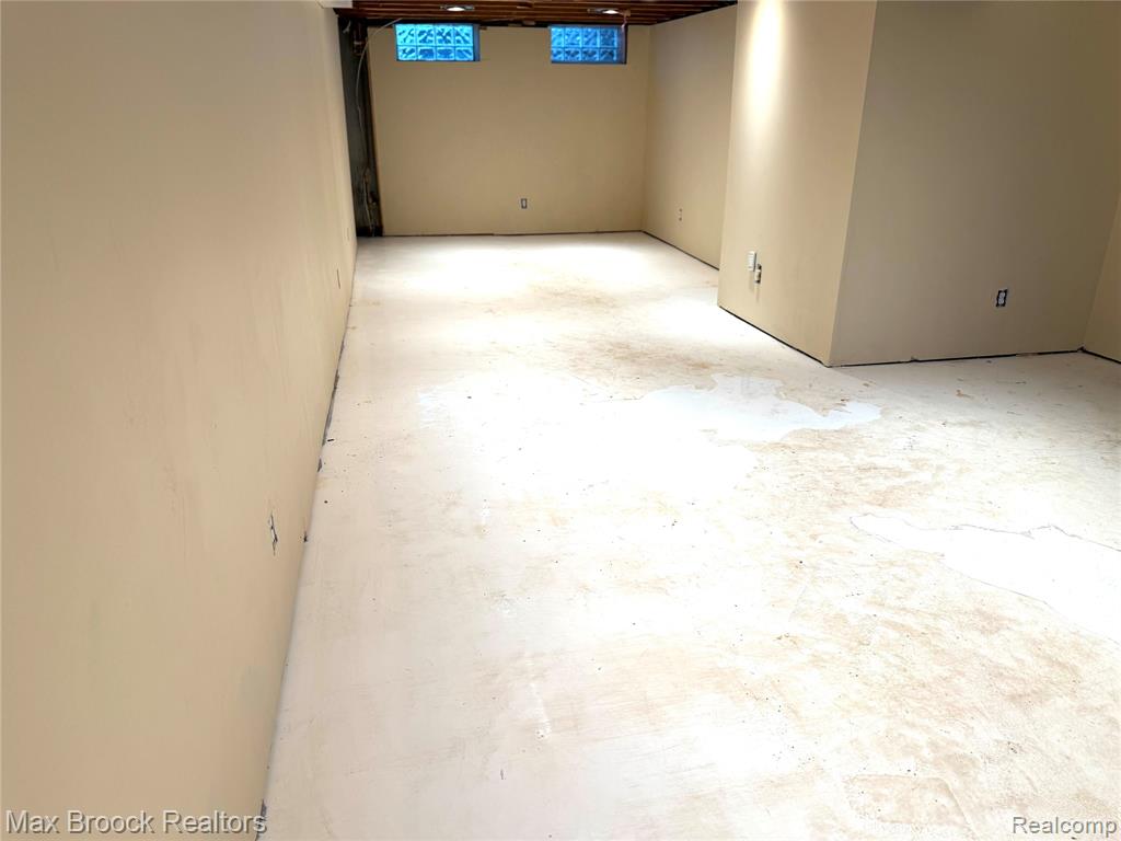 4321 Robinwood Avenue, Royal Oak, MI 48073 — Photo 27