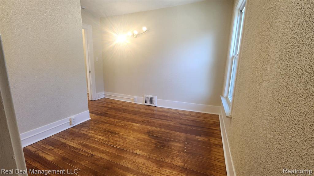 43 DWIGHT Avenue, Pontiac, MI 48341 — Photo 16