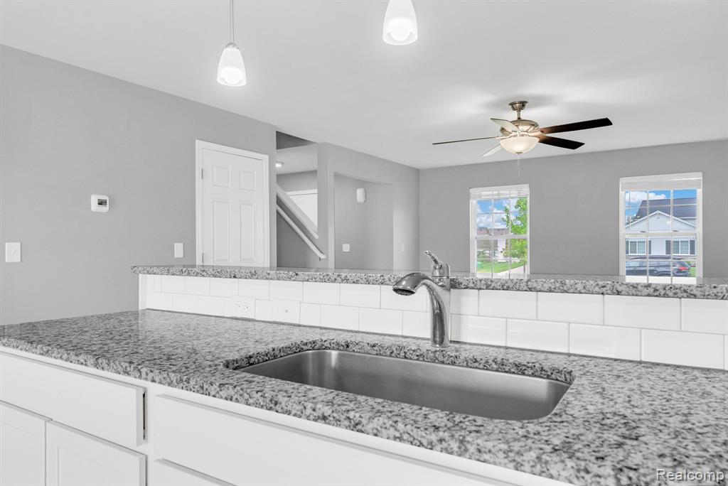 7019 Marigold Court, Grand Blanc, MI 48439 — Photo 17