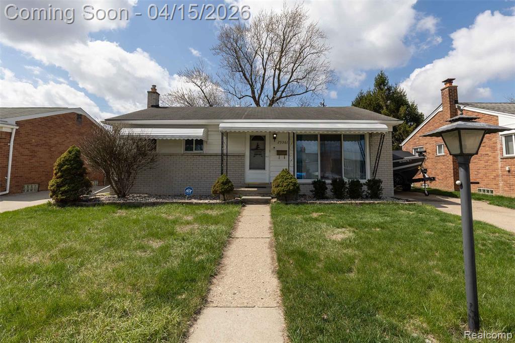 29361 Mark Avenue, Madison Heights, MI 48071 — Photo 24