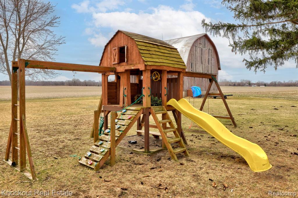 8900 BRAY Road, Vassar, MI 48768 — Photo 45