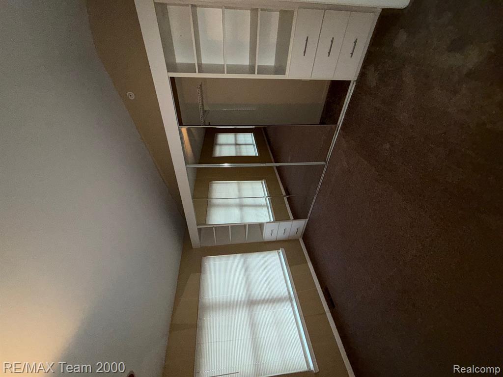 40 GEORGETOWN Court, Dearborn, MI 48126 — Photo 16