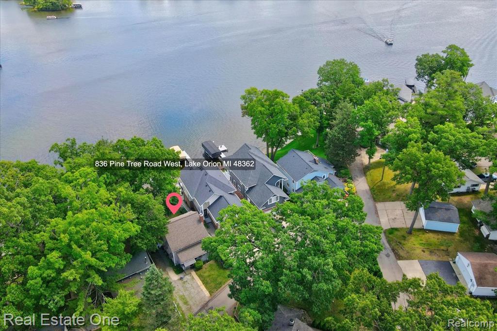 836 Pine Tree Road W, Lake Orion, MI 48362 — Photo 94