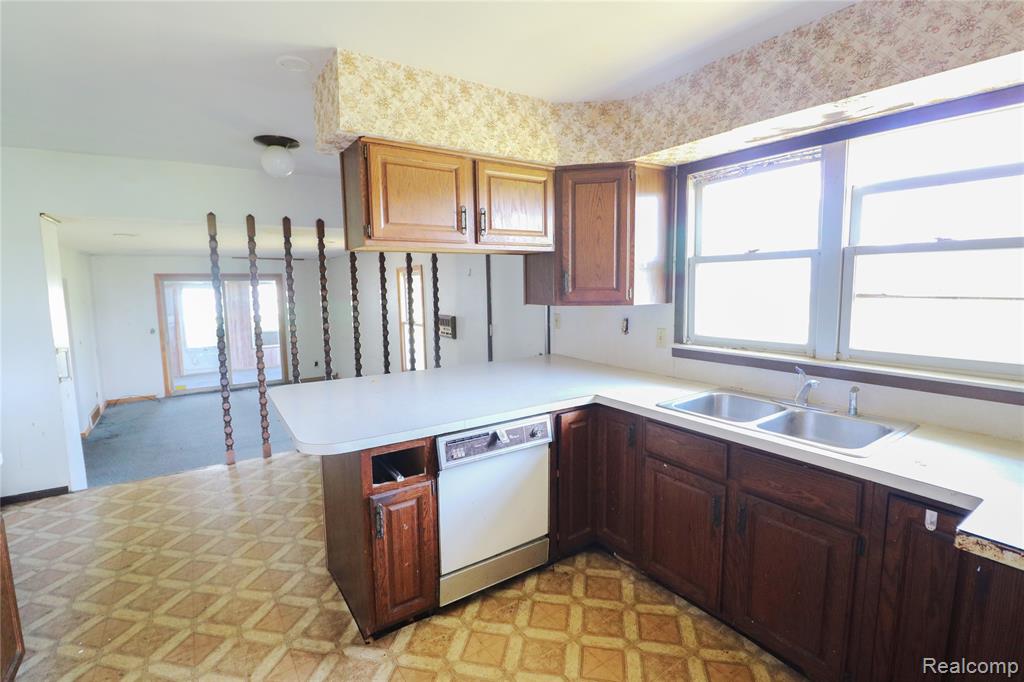 4193 Peggy Drive, Saginaw, MI 48601 — Photo 12