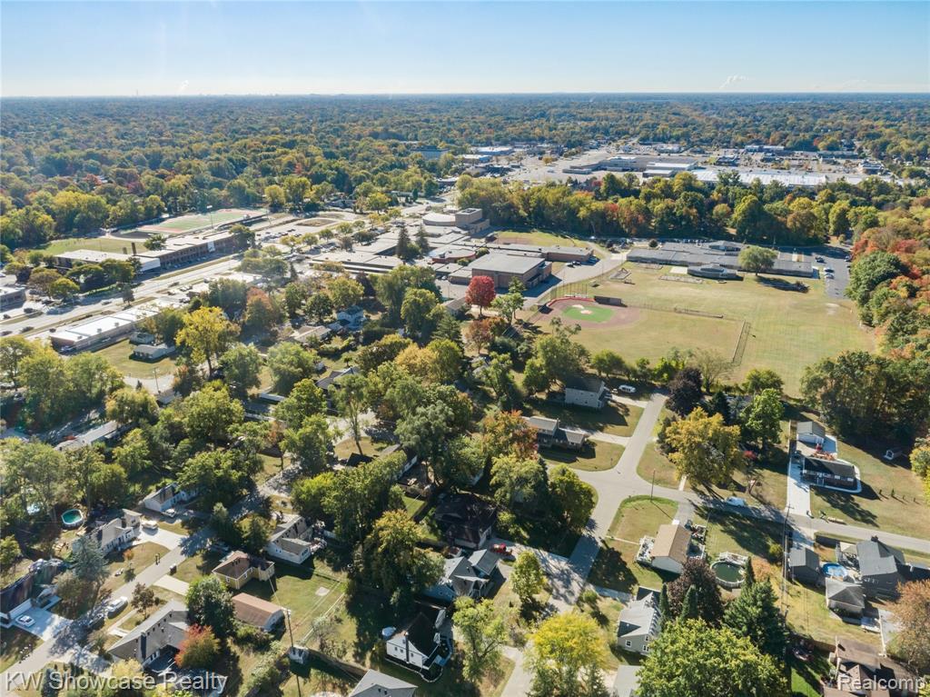 20352 Beatrice Street, Livonia, MI, 48152