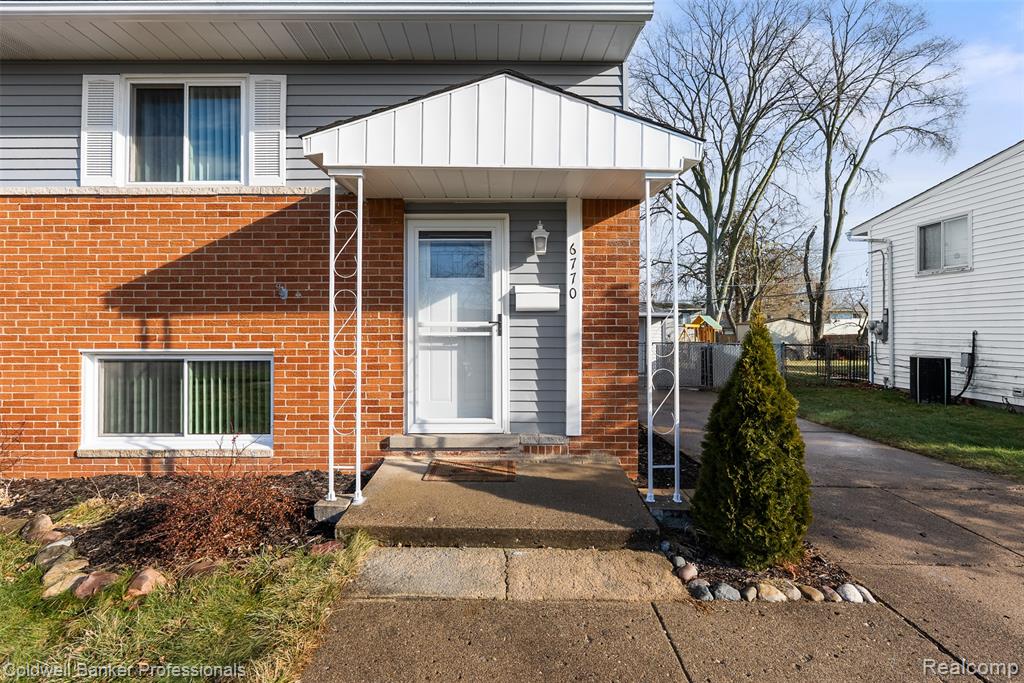 6770 Caribou Street, Westland, MI — Photo 5