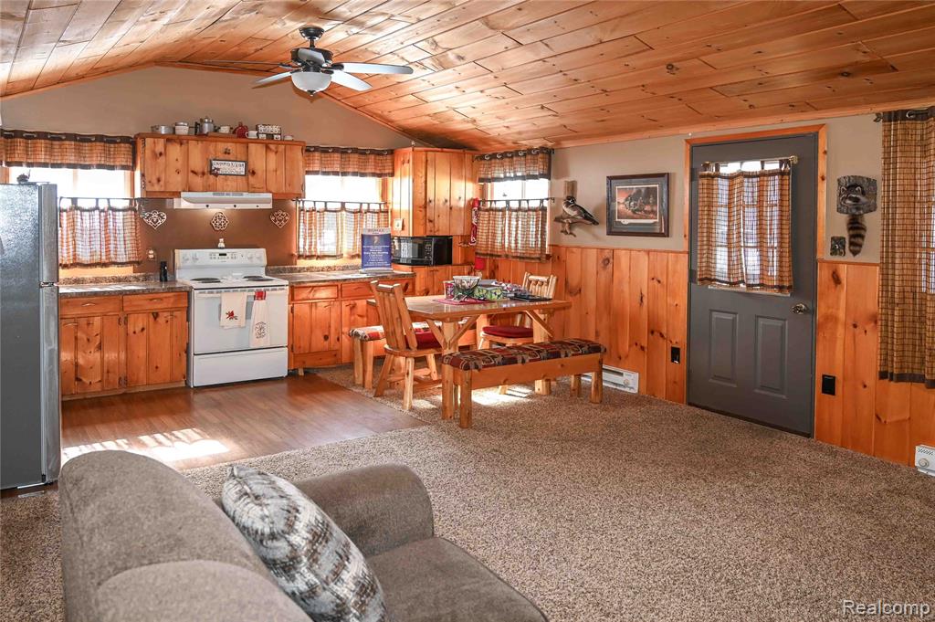 4712 Poplar Drive, Harrison, MI 48625 — Photo 28