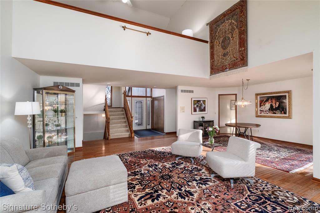 16819 Country Knoll Drive, Northville, MI 48168 — Photo 14