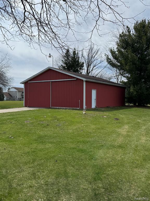 7188 Reid Road, Swartz Creek, MI 48473 — Photo 32