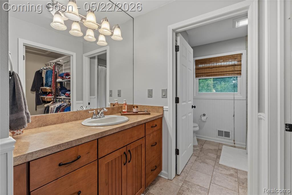 542 Tracey Lane, Brighton, MI 48114 — Photo 18