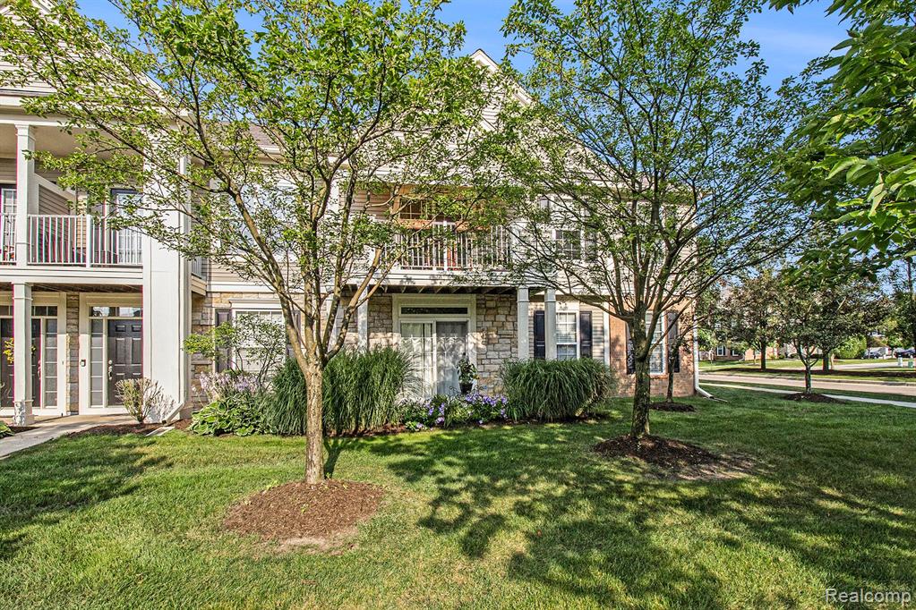 2016 CEDAR VALLEY Drive, Canton, MI 48188 — Photo 38