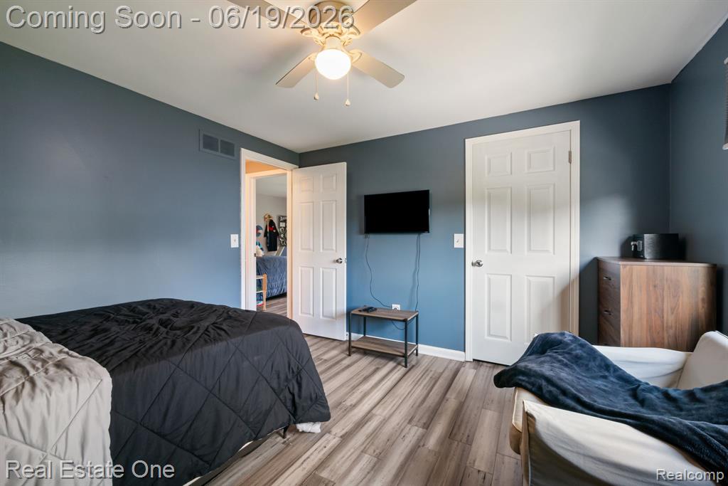 5277 Waterview Drive, West Bloomfield, MI 48323 — Photo 35