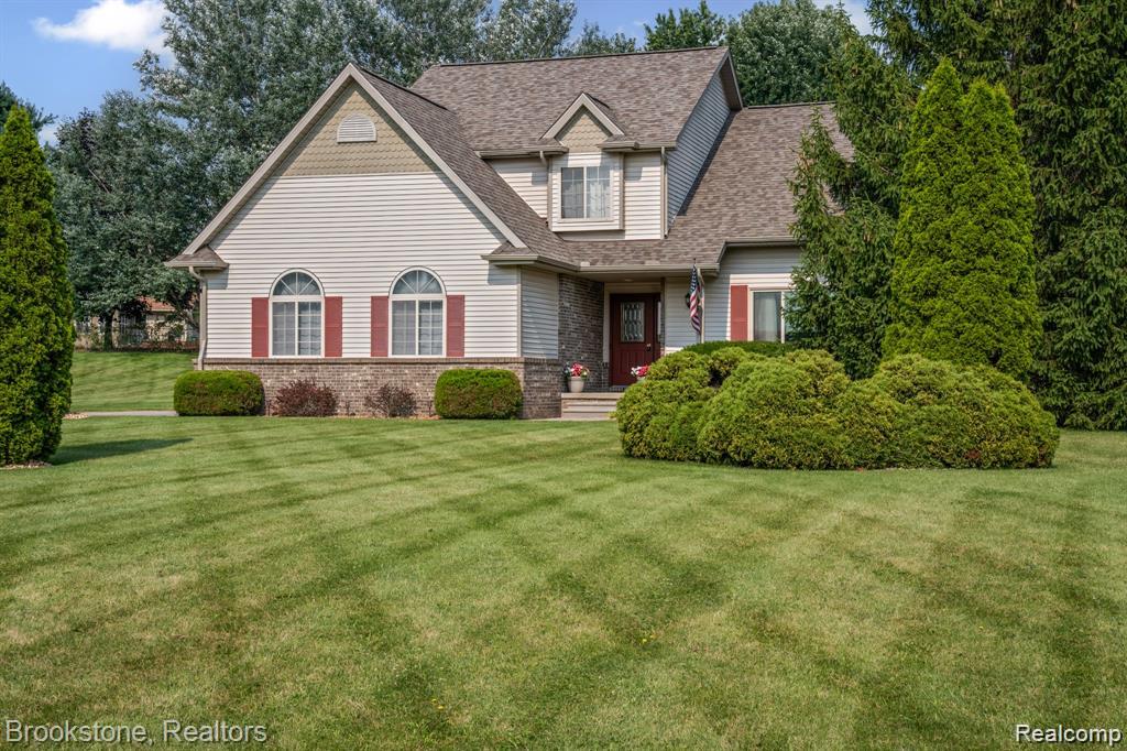 5280 Brantford Court, Grand Blanc, MI 48439 — Photo 2