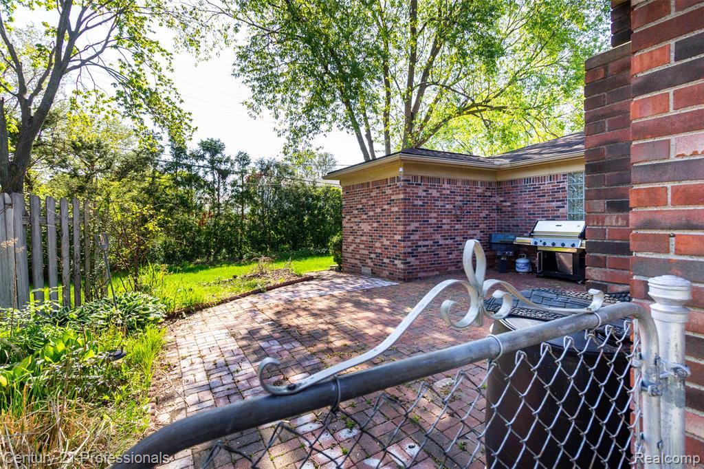 5190 Babbit Drive, Troy, MI 48085 — Photo 35