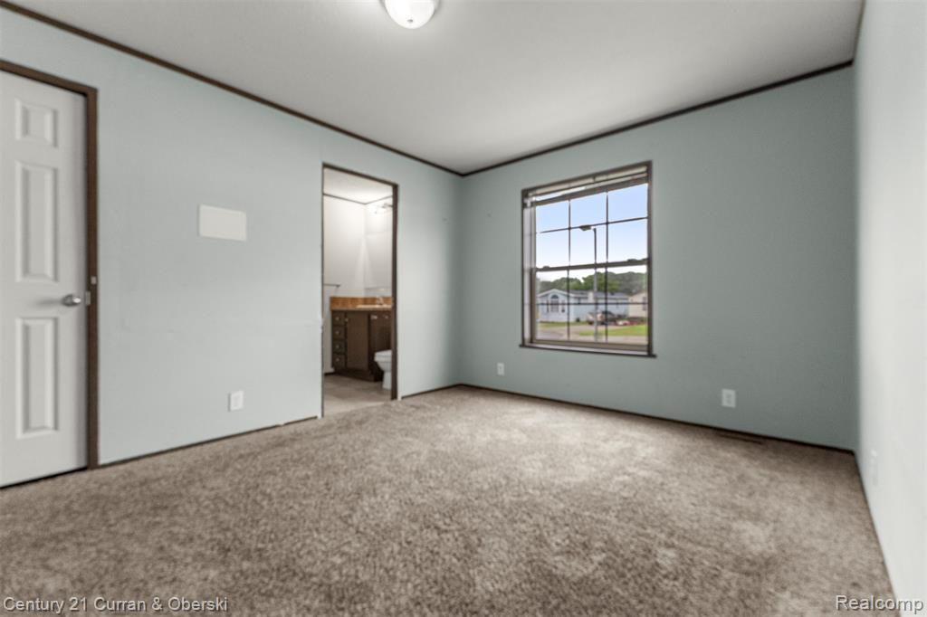 76 Fawn Lake Drive, Walled Lake, MI 48390 — Photo 17