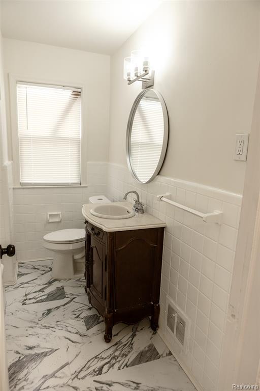 7366 Auburn Street, Detroit, MI 48228 — Photo 11
