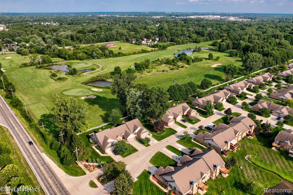 1807 PEBBLE CREEK Drive, Canton, MI 48188 — Photo 53