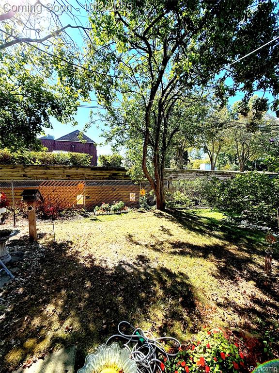 3164 Bookam Circle, Auburn Hills, MI 48326 — Photo 16