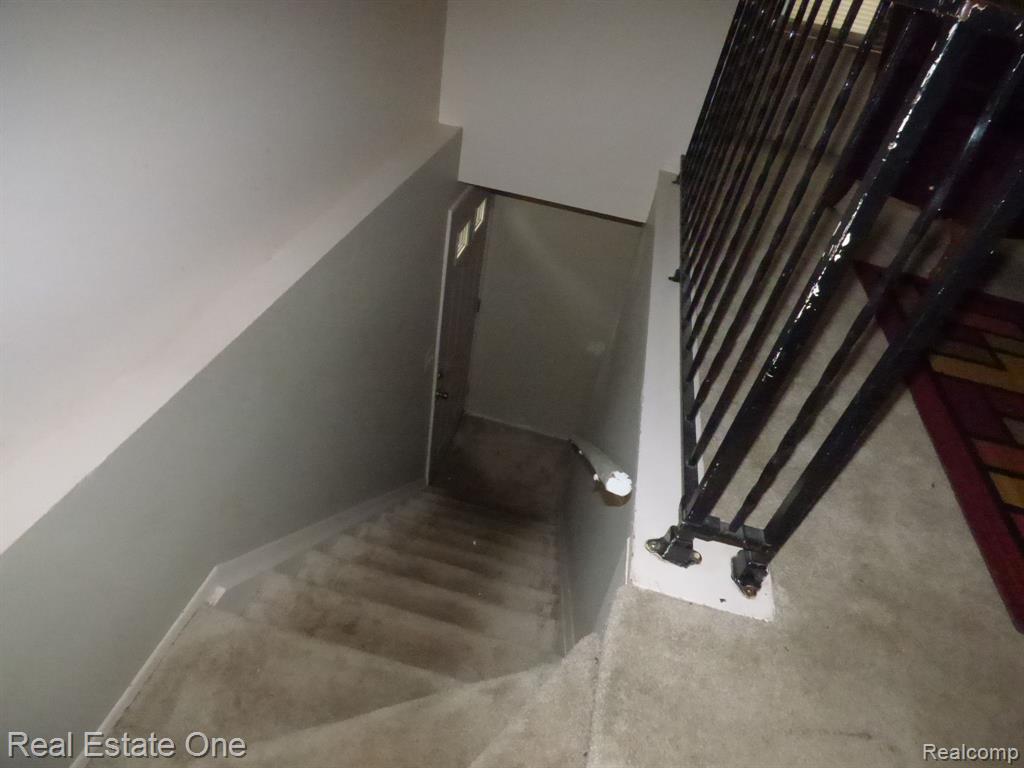 108 Princeton Drive, South Lyon, MI 48178 — Photo 23