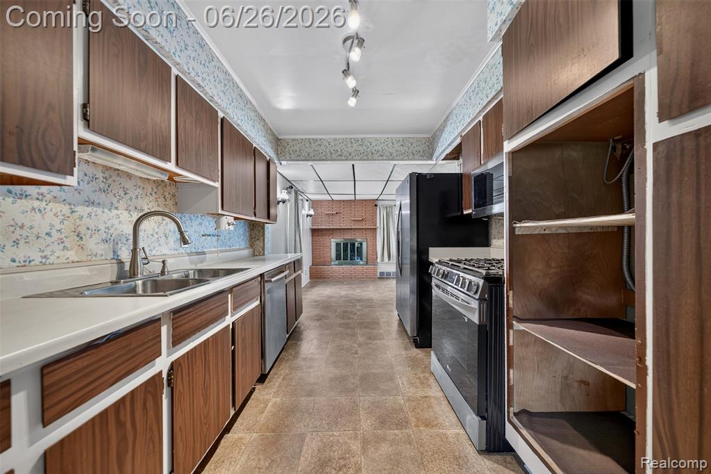 410 N Alexander Avenue, Royal Oak, MI 48067 — Photo 5