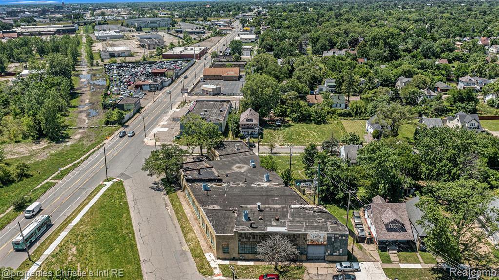2731 JEROME Street, Detroit, MI 48212 — Photo 31
