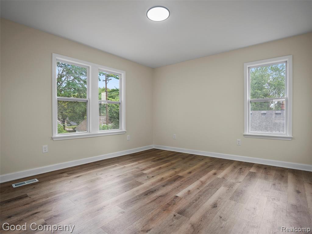 94 W Evelyn Avenue, Hazel Park, MI 48030 — Photo 20