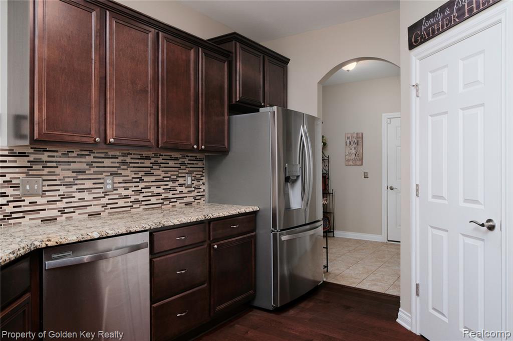57430 Windmill Point, New Hudson, MI 48165 — Photo 28