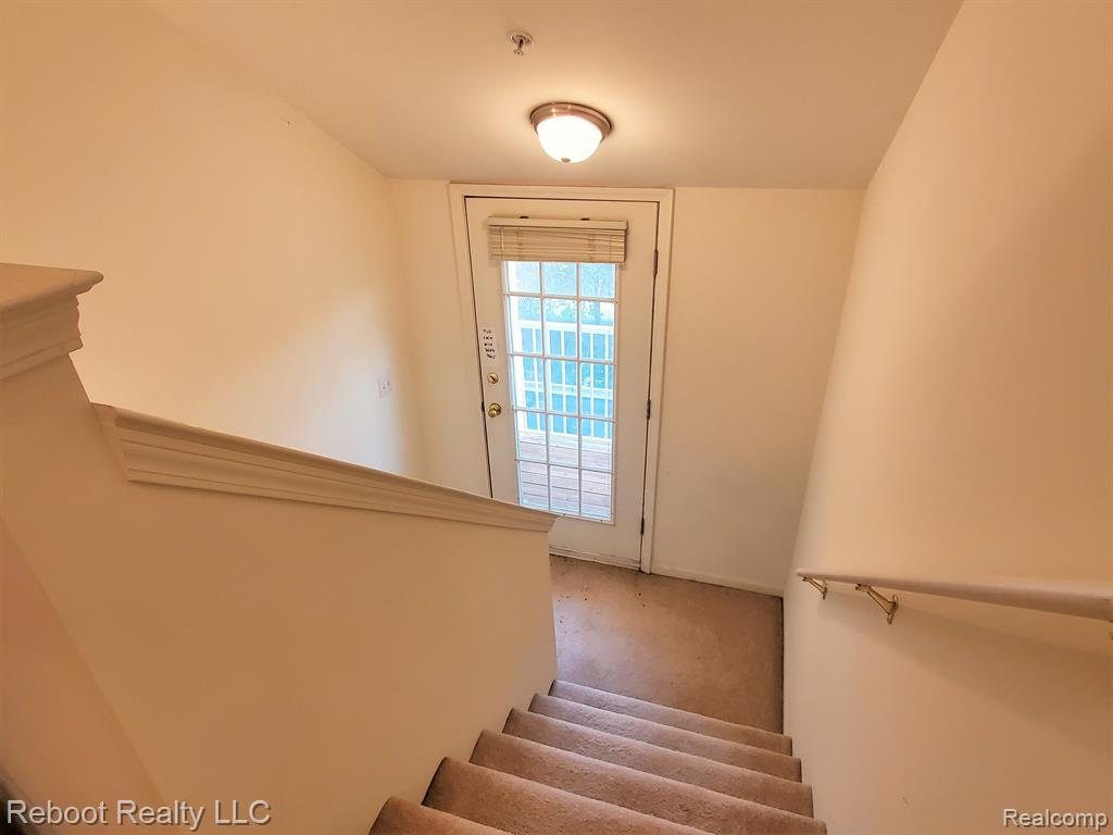 1127 BEAVER Run, Troy, MI 48083 — Photo 19